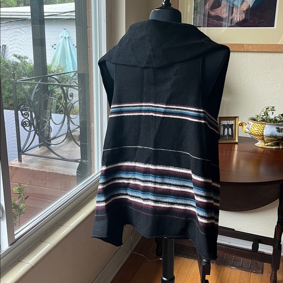Joie wool striped “blanket style” vest/wrap. Sleeveless. Small - Picture 3 of 6